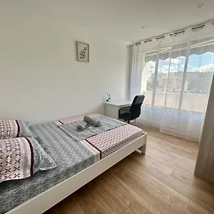 Appartement 3 - Proche Metro, Villeurbanne